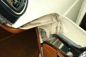 Bild 18/30 von Mercedes-Benz 280 SL (1971)