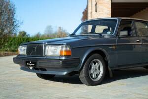 Bild 21/50 von Volvo 240 Diesel (1984)