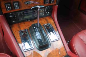 Bild 49/68 von Jaguar XJ 6 4.2 (1985)
