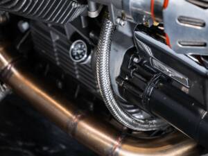 Image 29/50 de Moto Guzzi Daytona RS (1998)