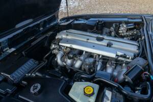 Image 17/50 of Jaguar XJ 6 4.0 Sovereign (1995)