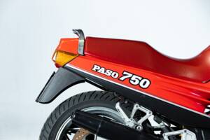 Image 33/50 of Ducati 750 Paso (1987)