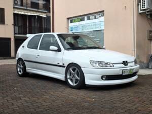 Immagine 24/30 di Peugeot 306 2.0i GTi6 (1997)