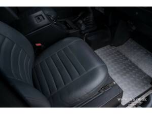 Image 13/27 of Land Rover Defender 90 (1998)