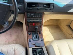 Image 11/17 of Mercedes-Benz 300 SL-24 (1992)