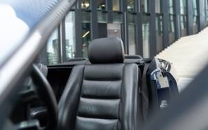 Image 25/45 of Mercedes-Benz E 220 (1995)