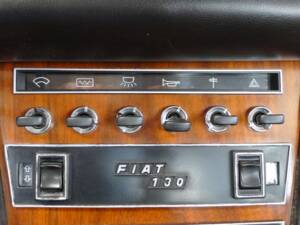 Image 6/44 of FIAT 130 Coupé (1972)