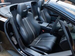 Bild 54/68 von Aston Martin V12 Vantage S (2018)