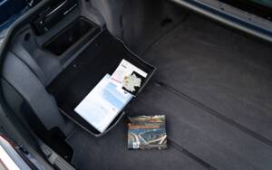 Image 50/55 of BMW 740i (1997)