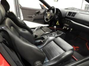 Bild 9/15 von Ferrari F 355 Berlinetta (1996)