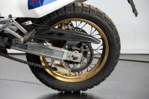 Bild 16/50 von Honda DUMMY (1990)