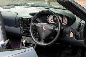 Image 21/50 of Porsche Boxster S (2002)