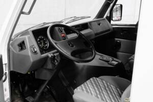 Immagine 13/43 di Mercedes-Benz MB 100 D lang (1993)