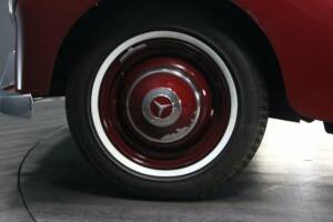 Bild 49/50 von Mercedes-Benz 220 Cabriolet A (1952)