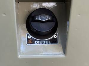 Bild 24/31 von Land Rover Defender 110 (2005)