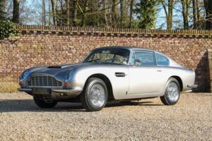 Bild 7/50 von Aston Martin DB 6 (1968)