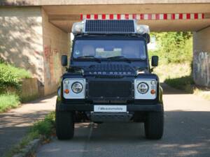 Image 11/50 of Land Rover Defender 110 (1900)
