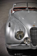 Image 11/29 de Jaguar XK 120 OTS (1950)