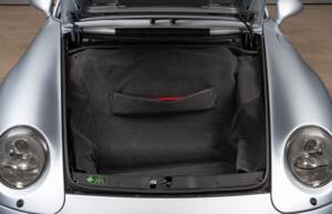 Image 15/32 de Porsche 911 Carrera 4S (1998)