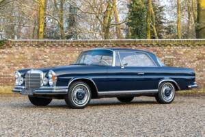 Bild 13/50 von Mercedes-Benz 280 SE 3,5 (1970)