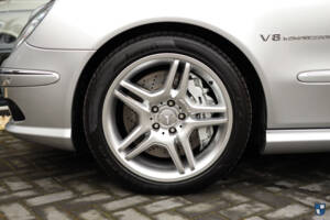 Image 51/84 of Mercedes-Benz E 55 AMG (2002)