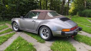 Image 78/104 of Porsche 911 Carrera 3.2 (1986)
