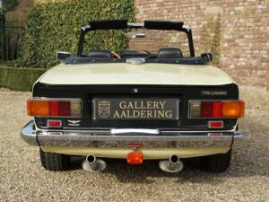 Image 6/50 of Triumph TR 6 (1971)