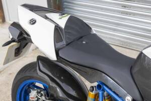 Immagine 6/32 di BMW HP2 Sport (2009)