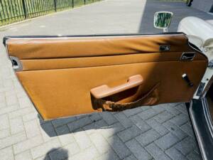 Image 24/36 of Mercedes-Benz 280 SL (1969)