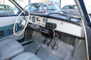Image 14/18 of Saab 96 (1964)