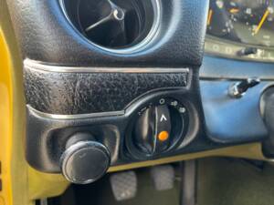 Image 116/139 of Mercedes-Benz 240 D (1978)