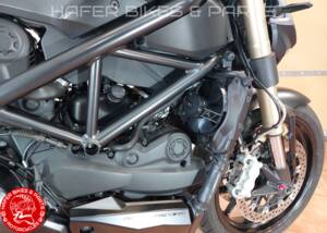 Image 24/33 of Ducati 848 EVO (2012)