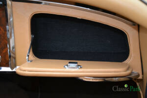 Image 44/50 of Jaguar XK 150 3.4 S OTS (1959)