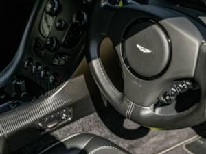 Image 42/60 of Aston Martin Rapide AMR (2019)