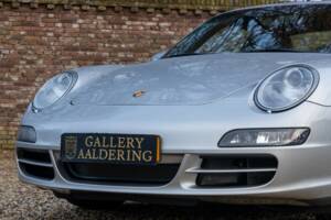 Image 33/50 of Porsche 911 Carrera (2007)