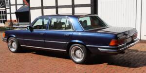 Image 21/57 de Mercedes-Benz 450 SEL 6,9 (1977)