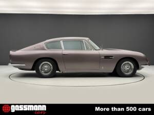 Afbeelding 3/15 van Aston Martin DB 6 Vantage (1967)