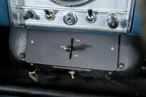 Image 23/50 of Morris Minor 1000 (1967)