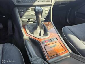 Imagen 20/37 de BMW 523i (1999)