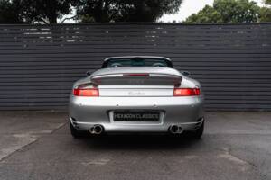 Bild 9/52 von Porsche 911 Turbo (2003)