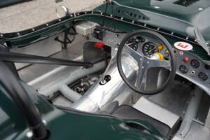 Image 12/50 of Lister Knobbly (1959)