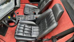 Bild 34/86 von Ferrari 328 GTS (1988)