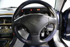 Image 34/50 of Aston Martin DB 7 GT (2004)