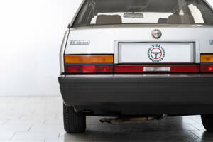 Image 37/50 of Alfa Romeo 90 2.0 V6 Super (1987)