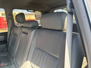 Image 23/28 of Toyota Land Cruiser J 100 V8 (2002)