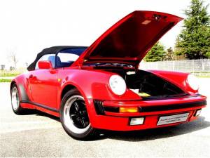 Image 12/26 de Porsche 911 Speedster 3.2 (1989)