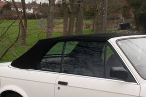 Image 49/50 of BMW 320i (1987)