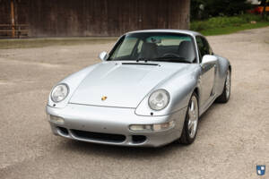 Image 2/90 de Porsche 911 Carrera 4S (1996)
