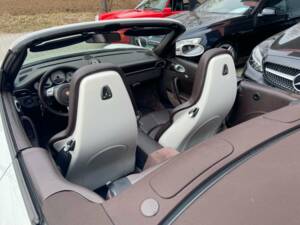 Bild 18/20 von Porsche 911 Carrera S (2006)