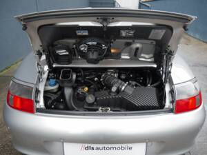 Bild 39/50 von Porsche 911 Carrera (2004)